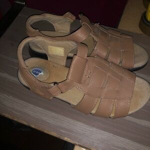 Dr. Scholl's Black and Tan Sandals